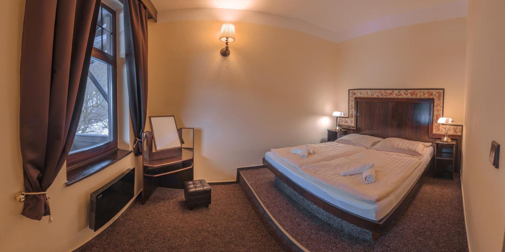 Hotel Lovecky Zamecek Orion Liberec Exterior photo