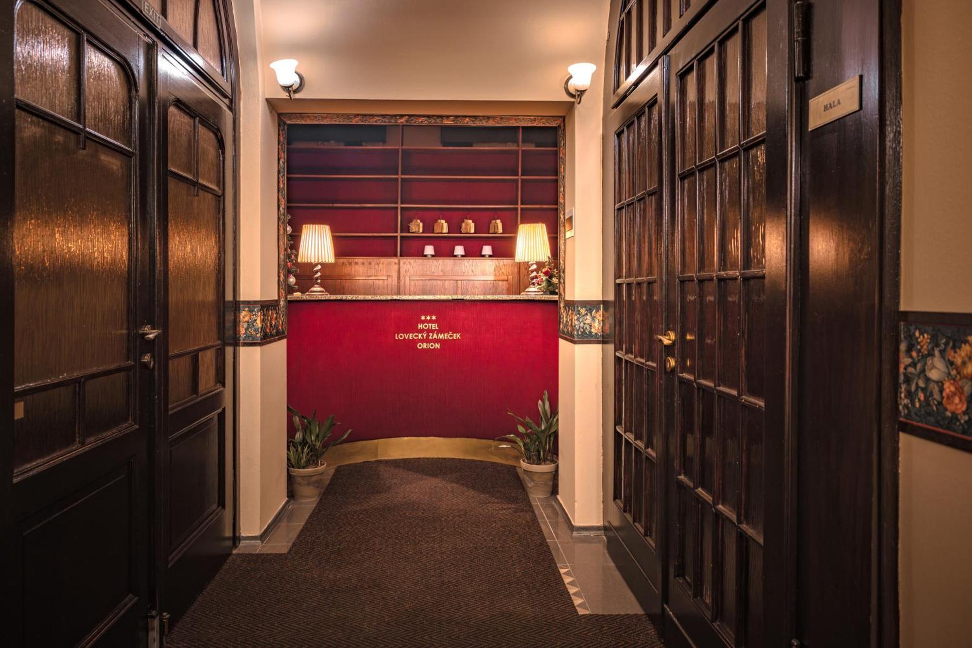 Hotel Lovecky Zamecek Orion Liberec Exterior photo